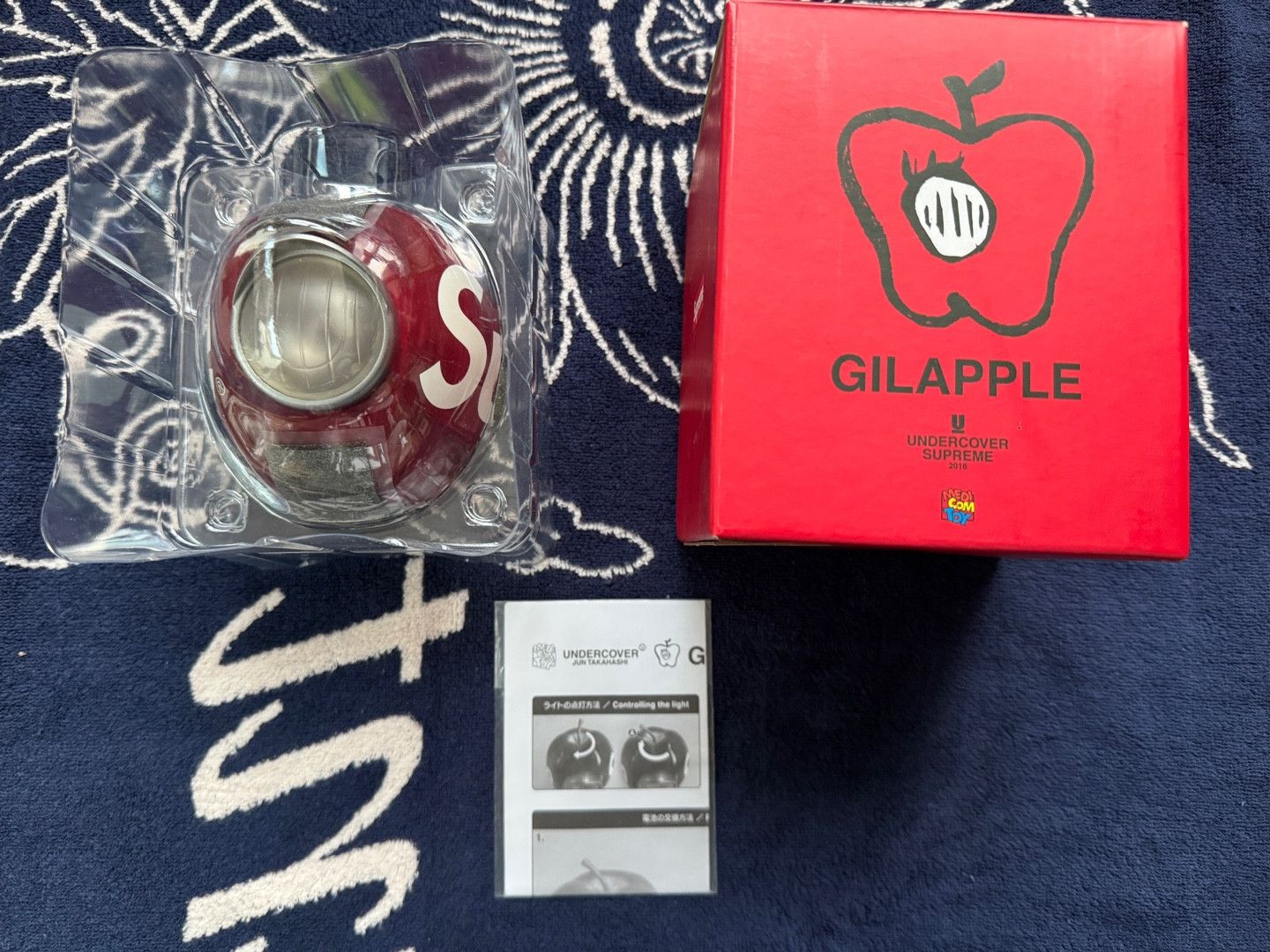 Medicom Toy Supreme X Undercover Gilapple Medicom Toy Desk Lamp Apple Size ONE SIZE - 3 Thumbnail