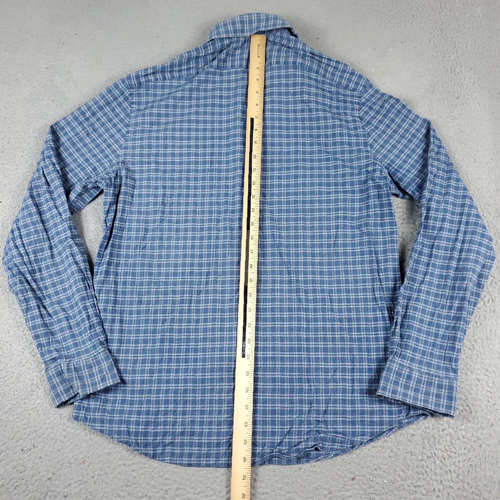 Tommy Hilfiger Tommy Hilfiger Blue Plaid Button-Up Shirt Men's Large Long Sleeve Casual Modern Size US L / EU 52-54 / 3 - 3 Thumbnail