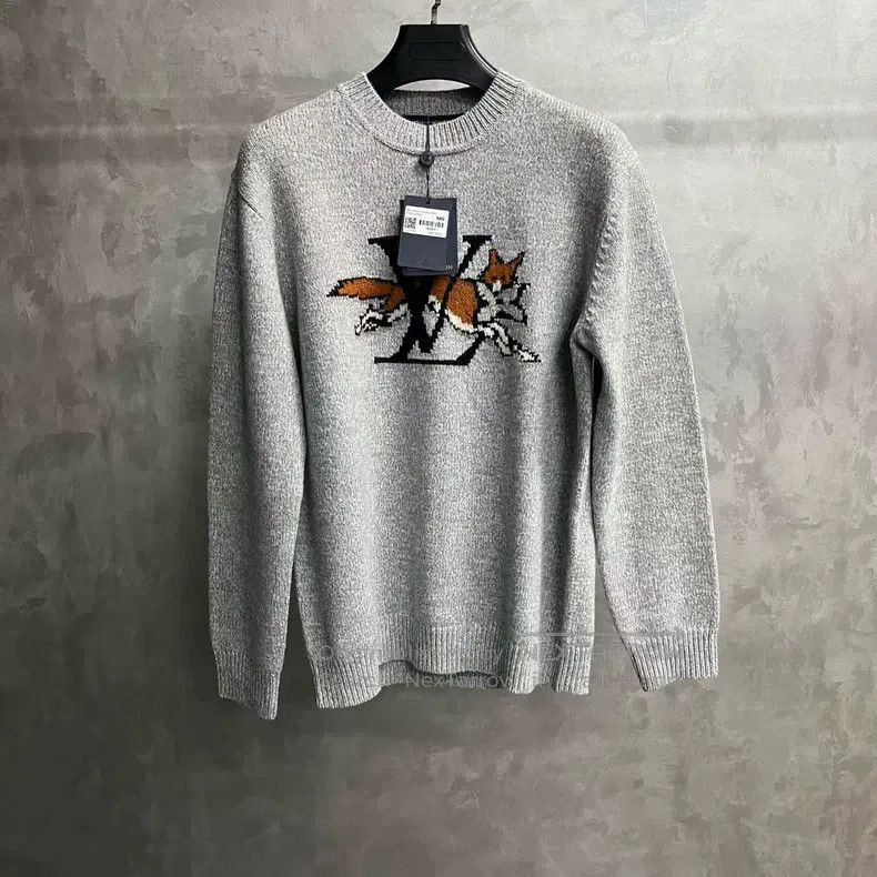 Louis Vuitton Louis Vuitton 25 latest wool and cashmere round neck long Size US M / EU 48-50 / 2 - 1 Thumbnail