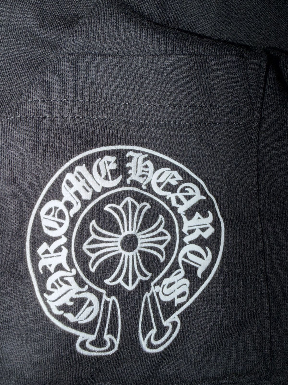 Chrome Hearts Chrome hearts black long sleeve pocket t shirt los angeles Size US XL / EU 56 / 4 - 7 Thumbnail