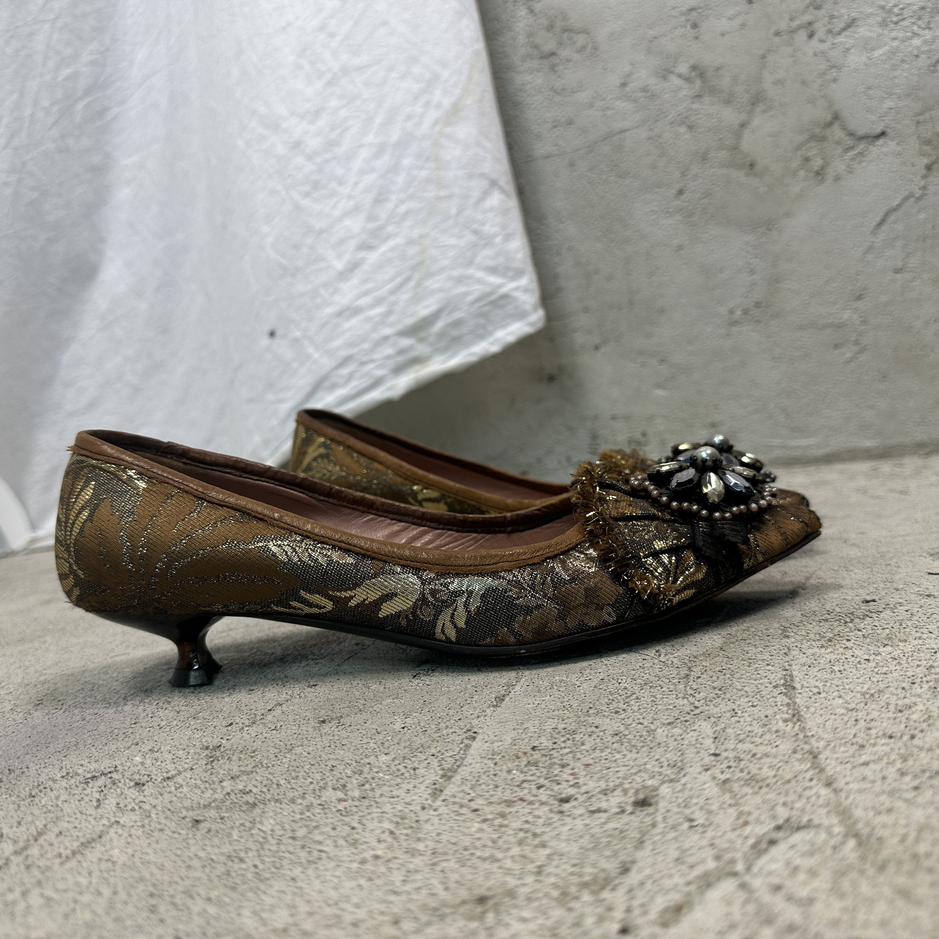 Miu Miu Vintage Jacquard Embellished Miu Miu Kitten Heels 00s Size US 6.5 / IT 36.5 - 6 Thumbnail