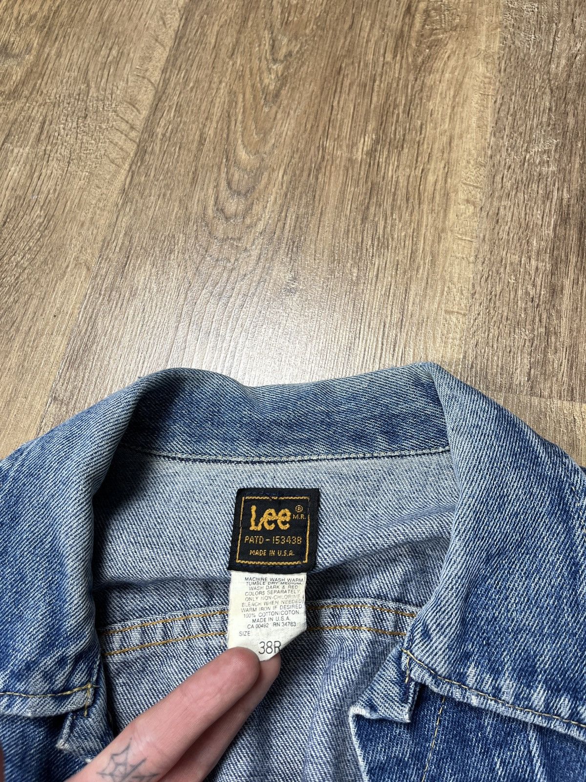 Lee ➕ sick wash custom cut cropped lee 80s usa made trucker jct Size US M / EU 48-50 / 2 - 4 Thumbnail
