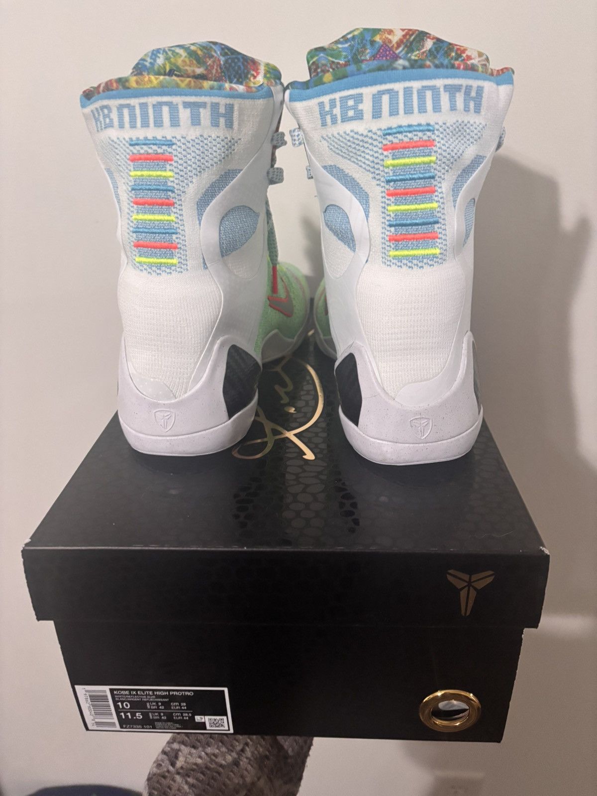 Nike What the kobe 9 high Size US 10 / EU 43 - 4 Thumbnail