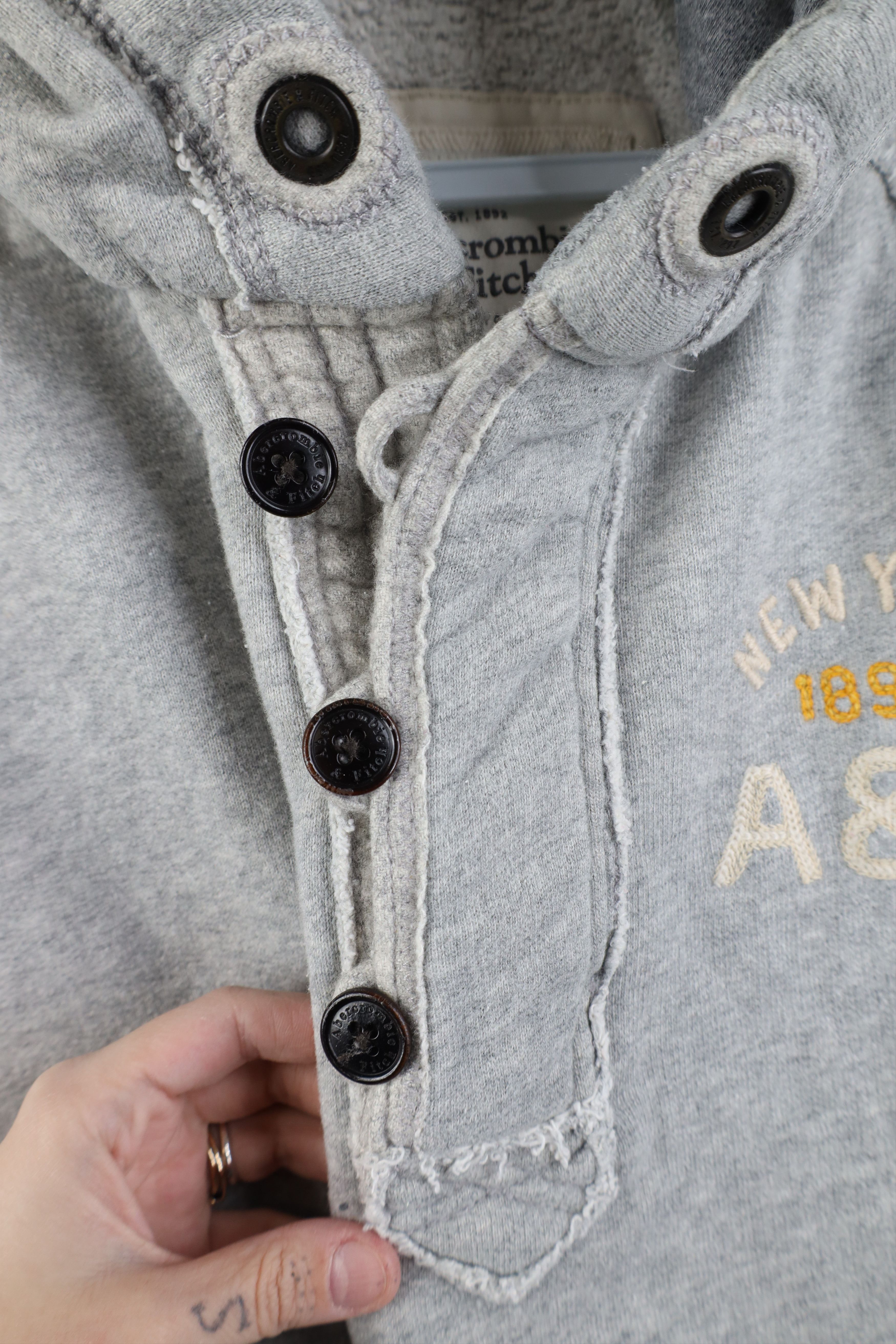 Abercrombie & Fitch Vintage 90s Y2K Abercrombie & Fitch Heavy Henley Hoodie Gray Size US XL / EU 56 / 4 - 5 Thumbnail