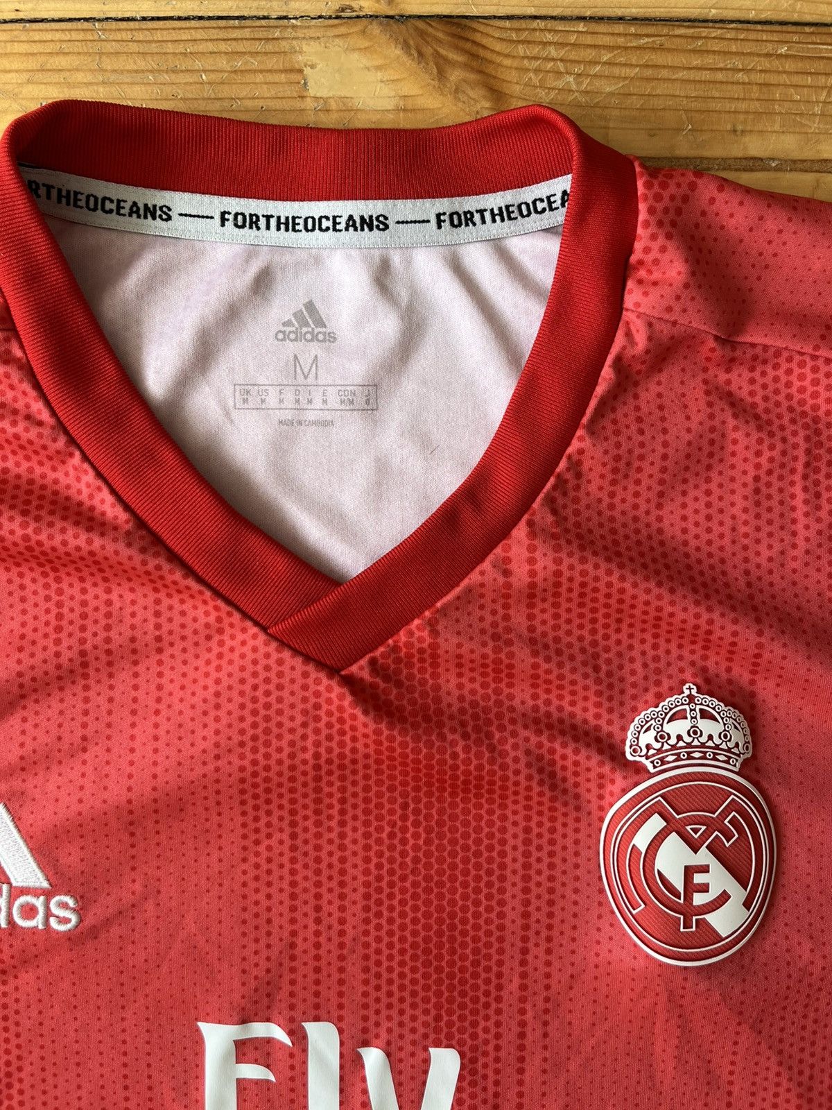 Adidas Adidas x Parley 2018-19 Real Madrid Third Shirt rare grail Size US M / EU 48-50 / 2 - 4 Thumbnail