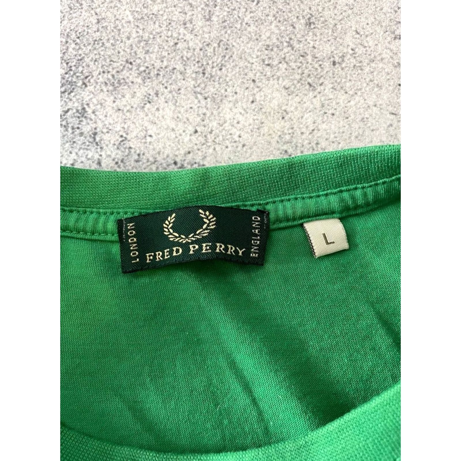 Fred Perry Fred Perry Shirt Mens L Green Golf Polo Size Cotton Short Sleeve Outdoor Size US L / EU 52-54 / 3 - 3 Thumbnail