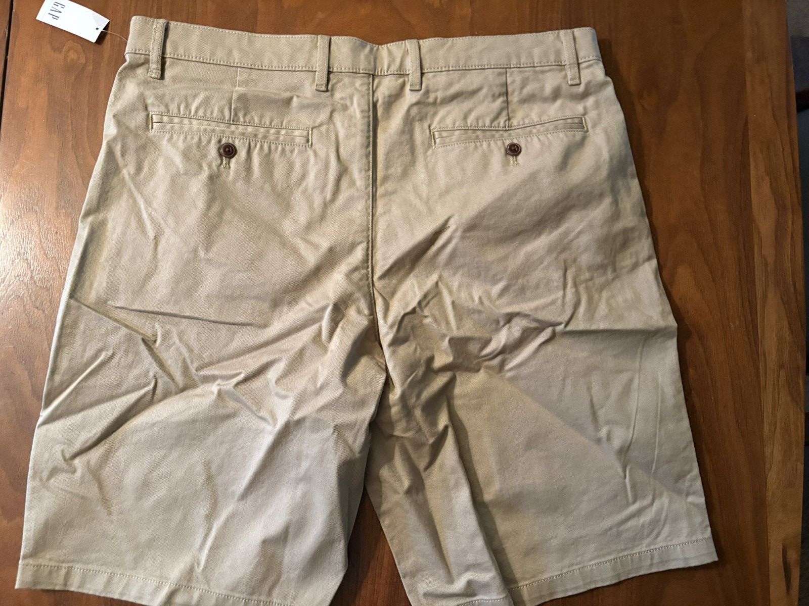 Gap Gap chino shorts new with tags Size US 32 / EU 48 - 2 Thumbnail