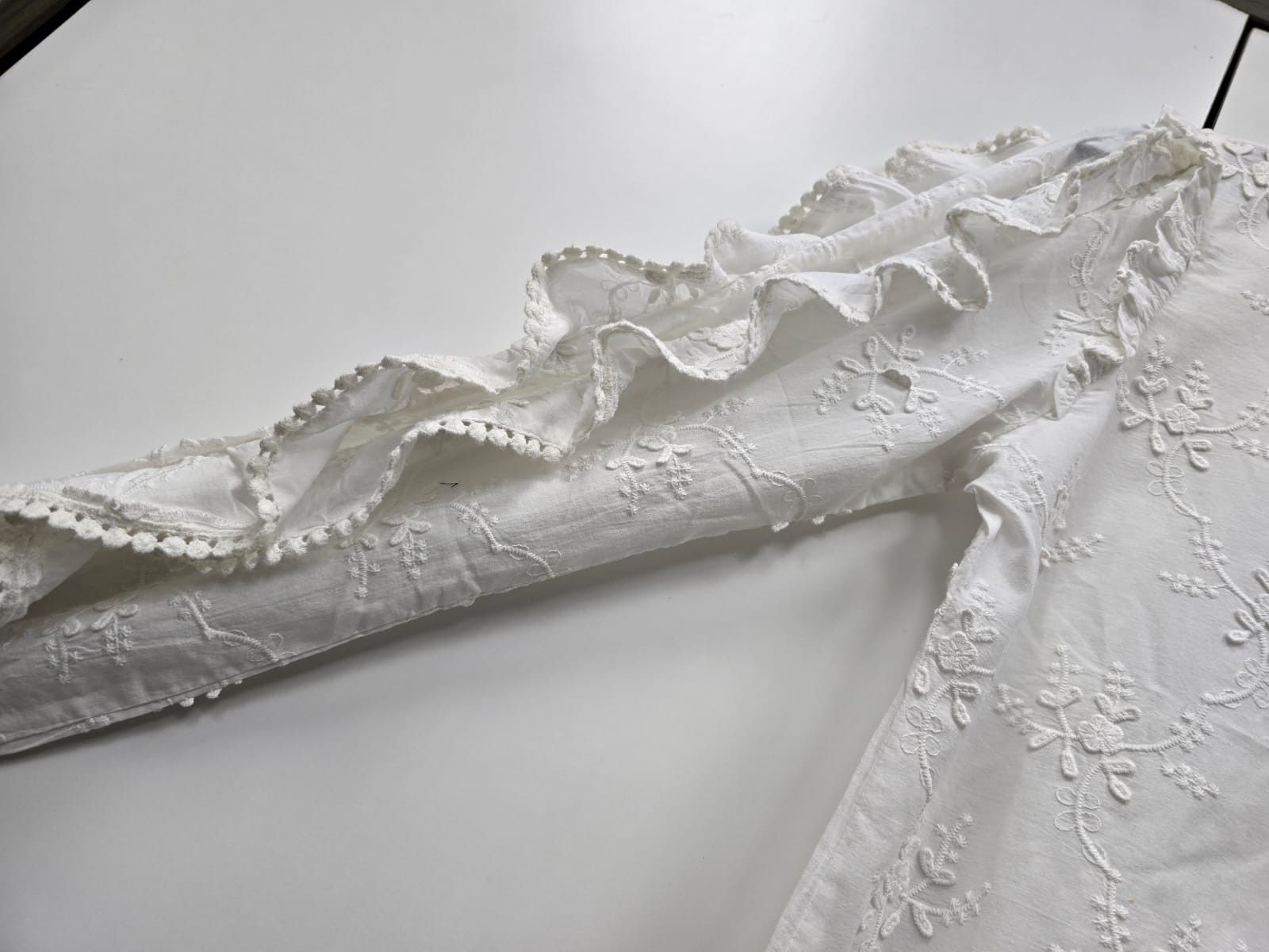 Other My Jwellery White Ruffled Broderie Anglaise Blouse Size M / US 6-8 / IT 42-44 - 5 Thumbnail