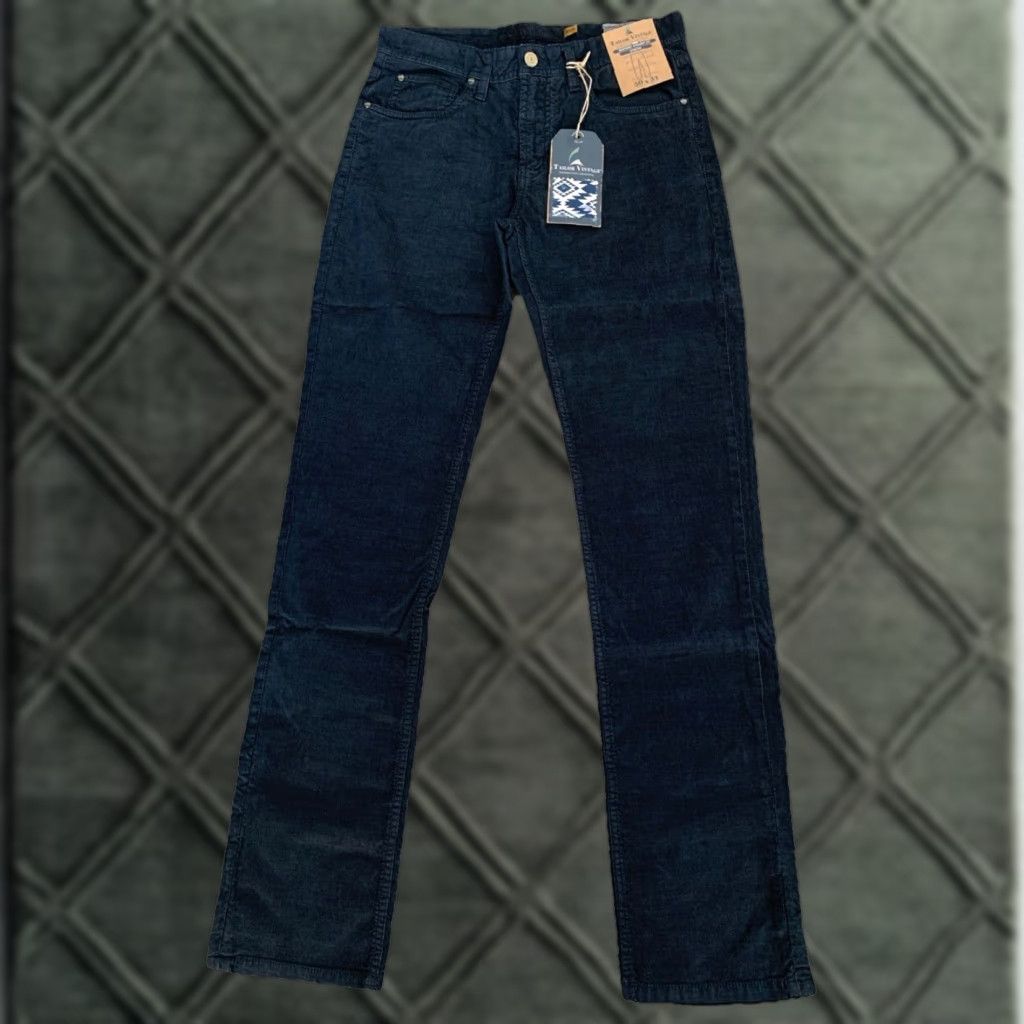 Vintage Tailor Vintage Pants Straight Navy Blue 30x34 Cotton Corduroy Men Regular Belt Loops 5-Pocket NWT Size US 30 / EU 46 - 1 Thumbnail