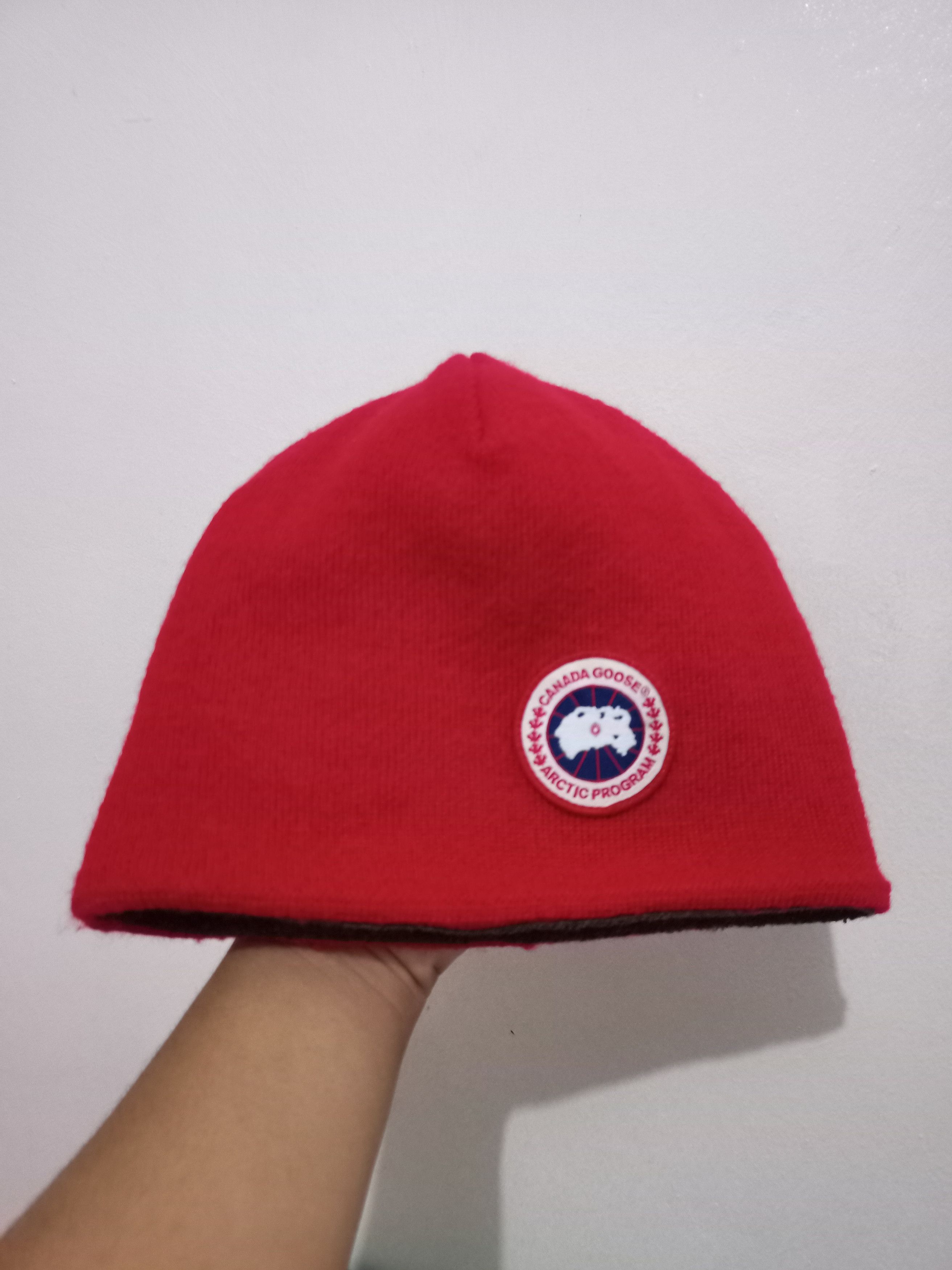 image of Canada Goose Beanie in Red, Men's
