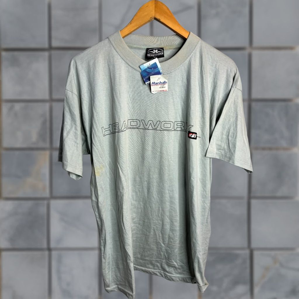 Vintage Vintage Headworx Australia Crew Neck Short Sleeve T-Shirt XL Gray 90s Graphic Mens TS 1909 Size US 36 / EU 52 - 1 Thumbnail