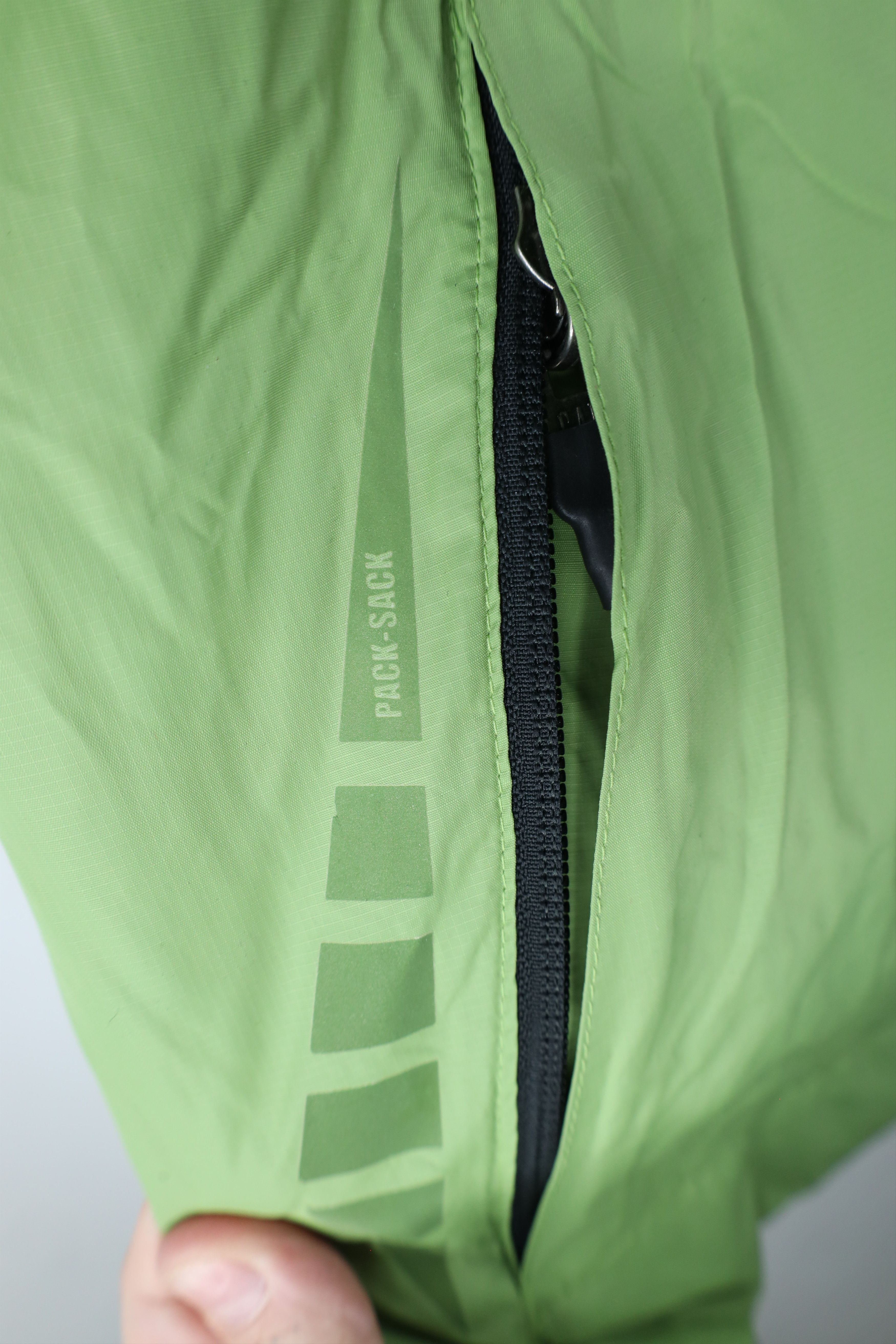 Gap × Vintage Vintage Y2K 2004 Gap Spell Reflective Packable Hooded Jacket Size US XXL / EU 58 / 5 - 5 Thumbnail