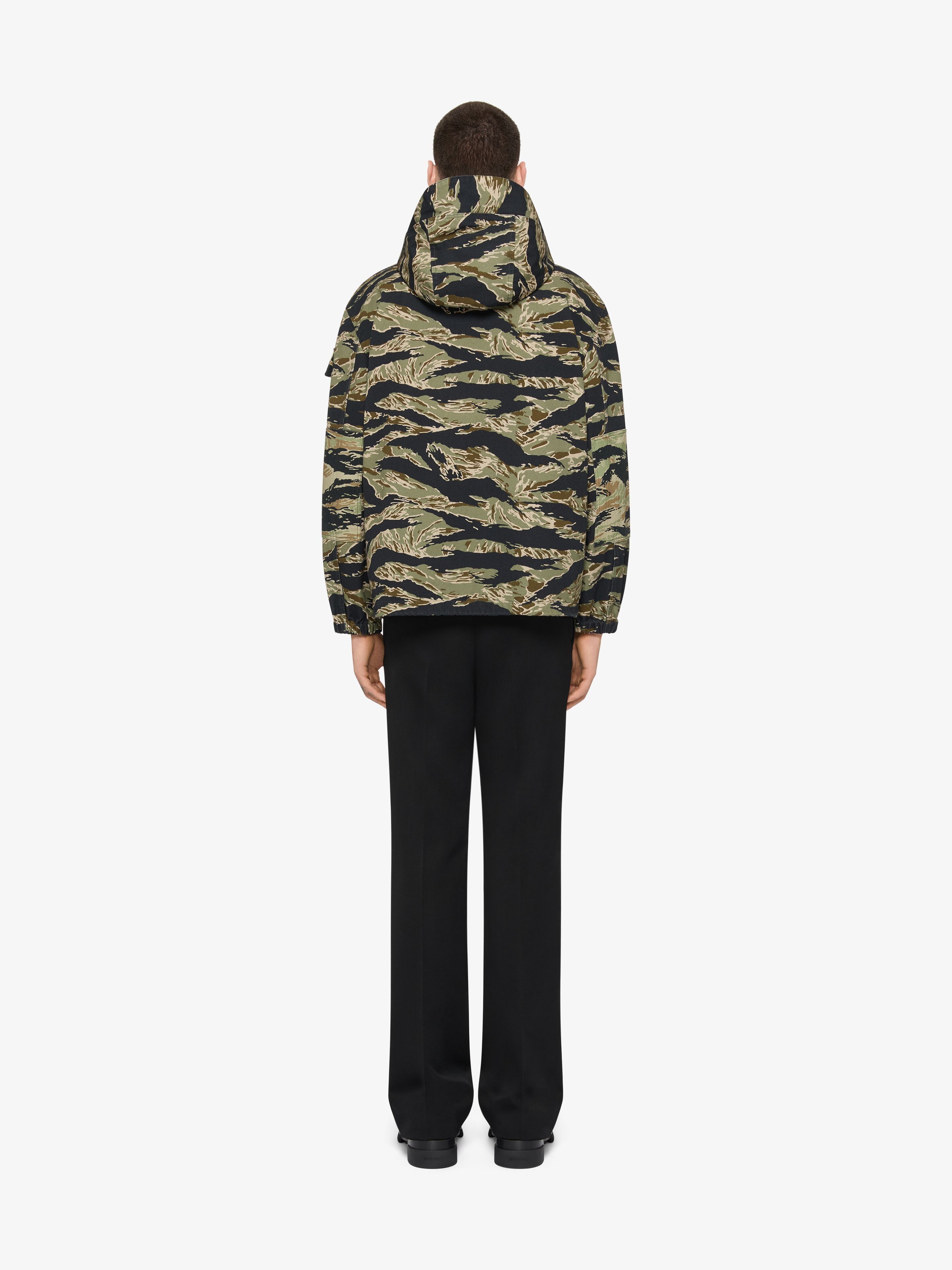 Givenchy o1w1db10925 Military Windbreaker Jacket in Multicolor Size US M / EU 48-50 / 2 - 3 Thumbnail