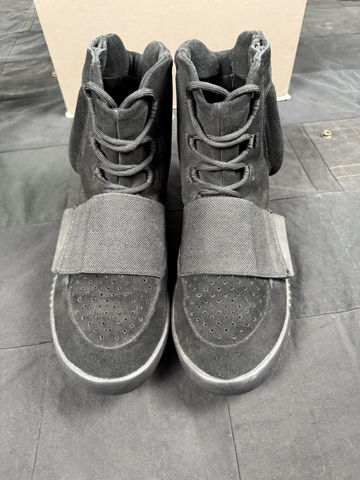 Adidas Yeezy Boost 750 Size US 8 / EU 41 - 2 Thumbnail