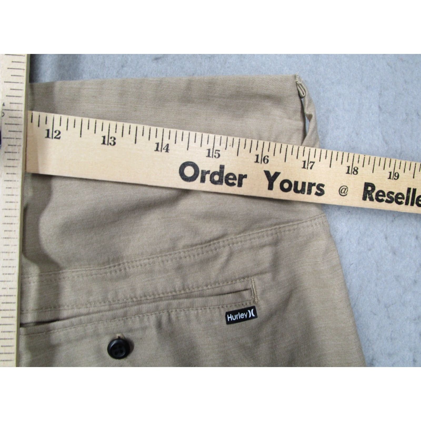 Hurley Hurley Nike Dri-Fit Shorts Mens 32 Beige Flat Front Hybrid 10" Beach Golf Surfing Skater California - Mens Size US 32 / EU 48 - 7 Thumbnail