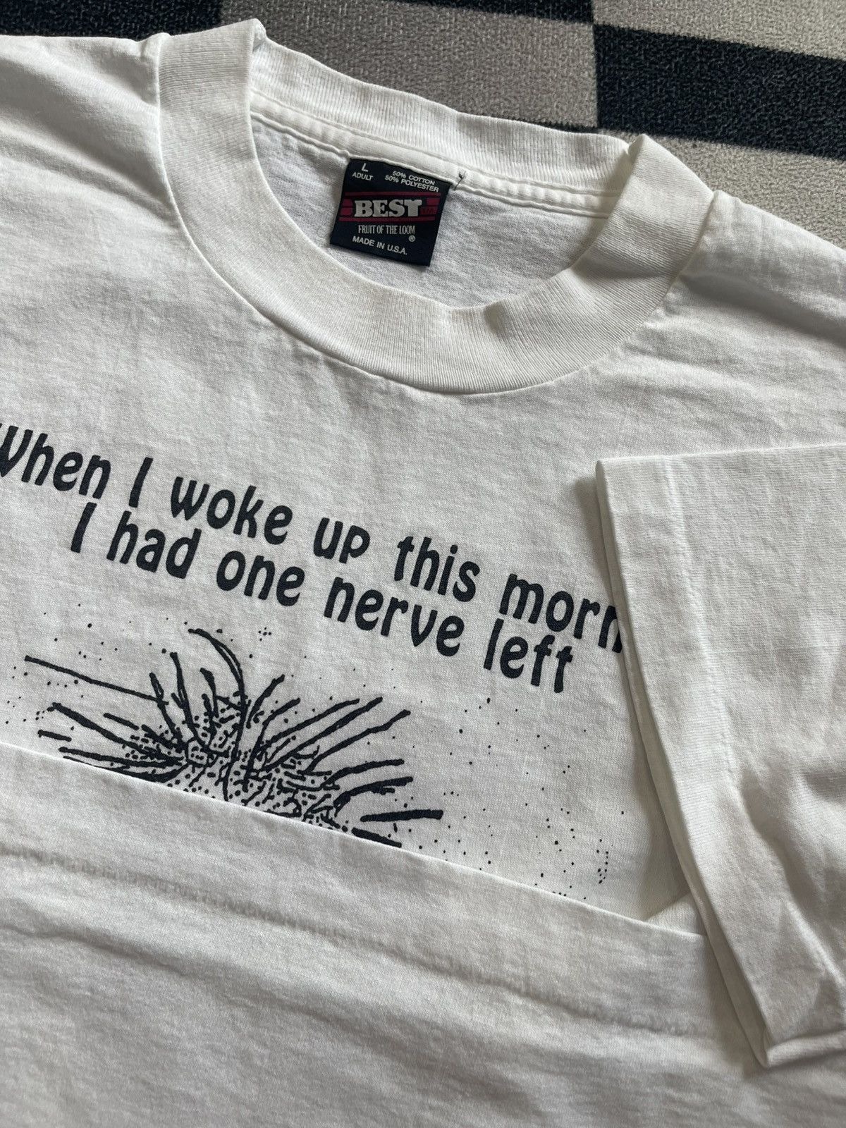 Vintage Vintage 90s 'One Nerve Left' Humorous Graphic T-Shirt Size US L / EU 52-54 / 3 - 4 Thumbnail