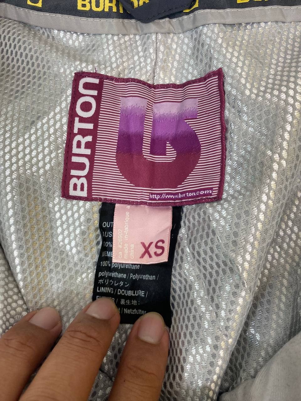 Burton burton ski pants very nice design Size US 31 - 14 Thumbnail