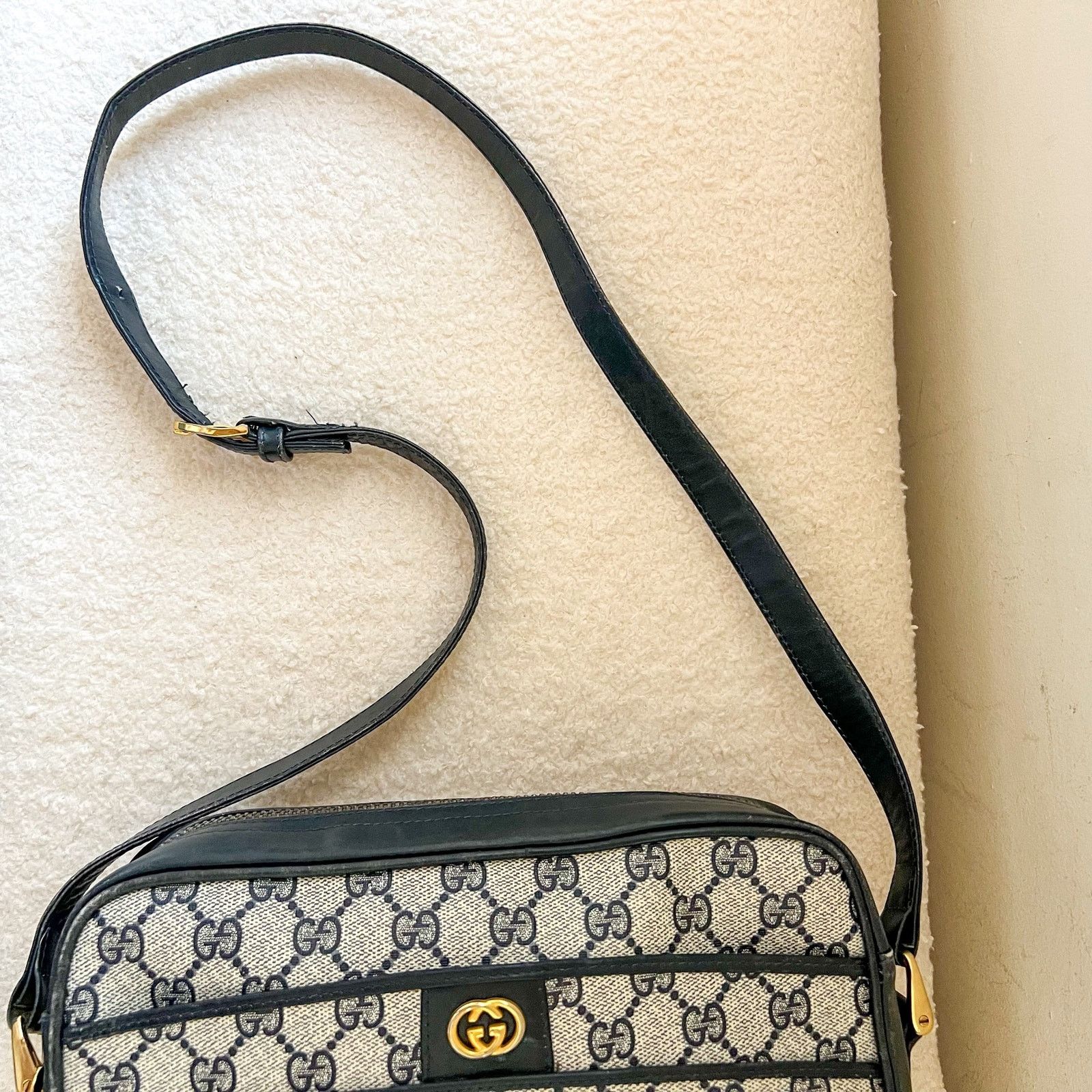 Gucci Authentic Vintage GUCCI Blue GG Shoulder Bag Size ONE SIZE - 10 Thumbnail