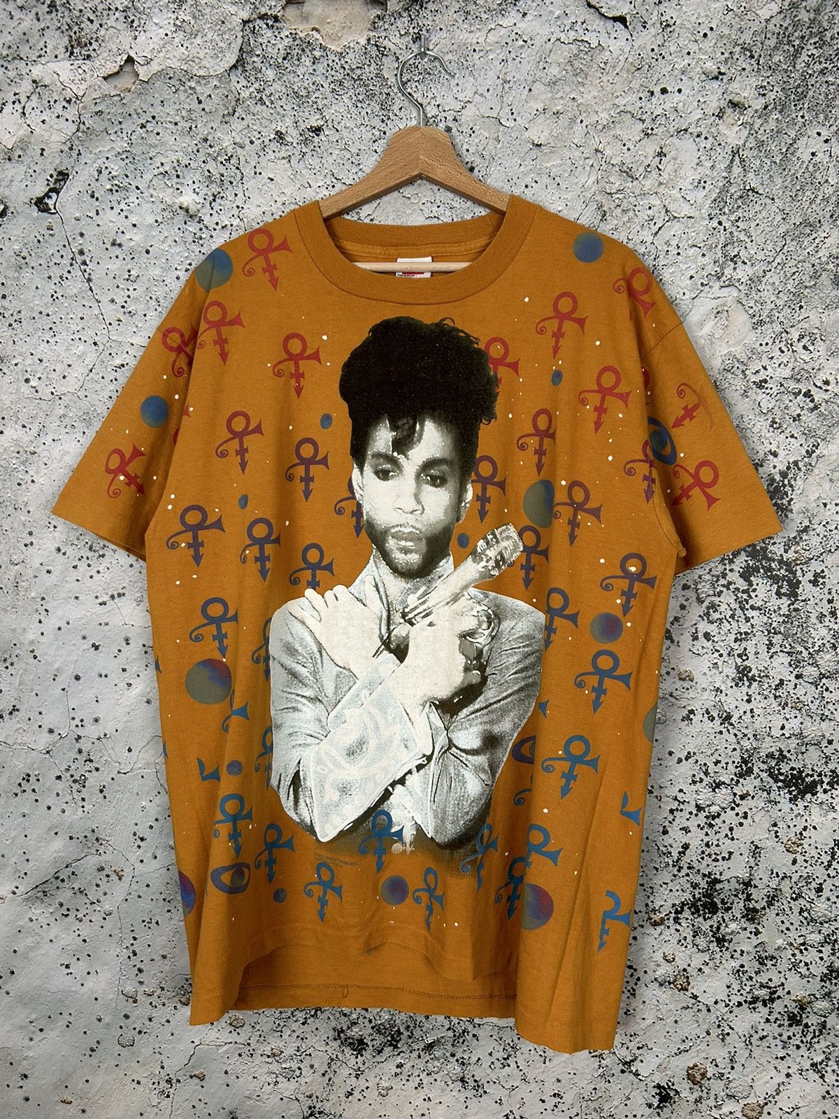 Band Tees Vintage Ultra Rare Prince 1993 Anvil Rock Band Tee 90s Hype Size US XL / EU 56 / 4 - 1 Thumbnail