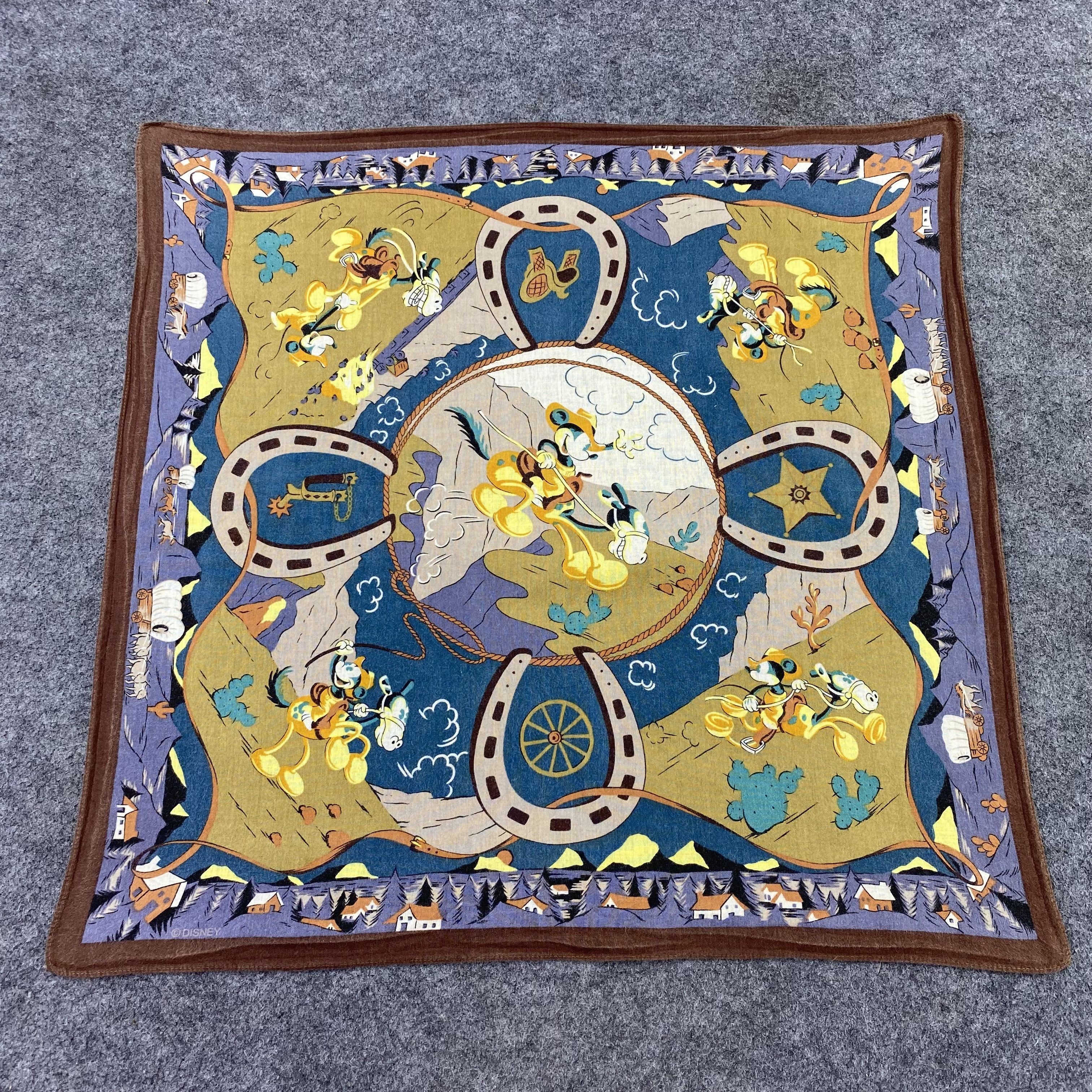 Anime Disney Handkerchief Cartoon Mickey mouse-B1412 Size ONE SIZE - 1 Thumbnail
