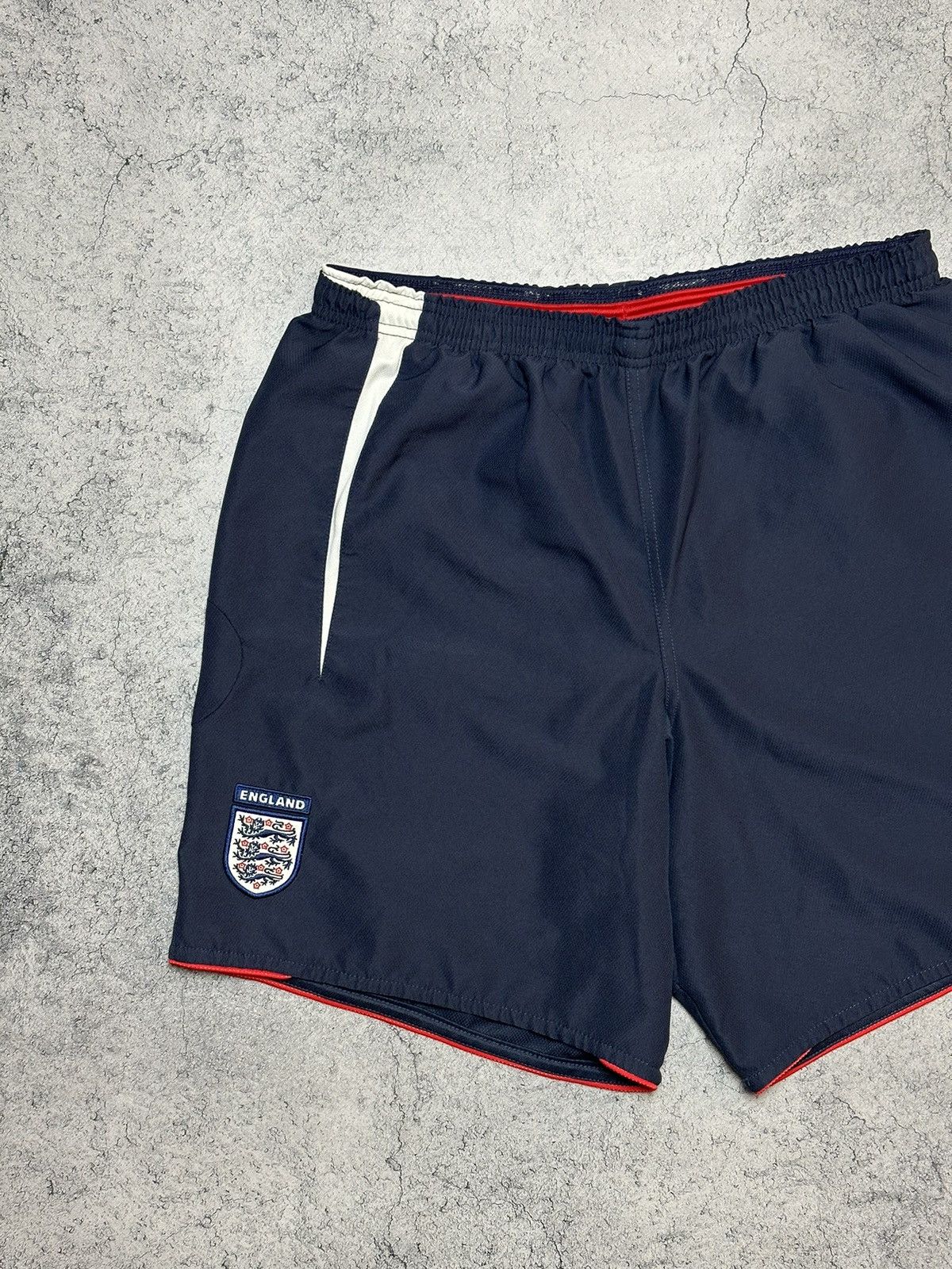 Umbro Vintage Umbro England National Team Football Shorts Size US 34 / EU 50 - 2 Thumbnail