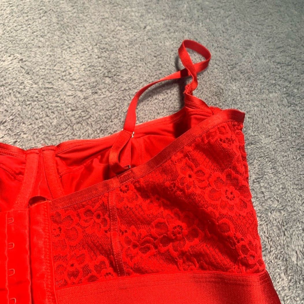 Vintage Parade Bralette Bra Red L Parade Red Underwire Lace Large Women Bralette L Red Size ONE SIZE - 6 Thumbnail