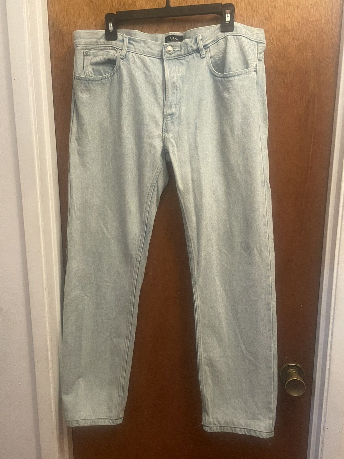 A.P.C. A.P.C. Petit Standard Lightwash Jean Size US 36 / EU 52 - 1 Thumbnail