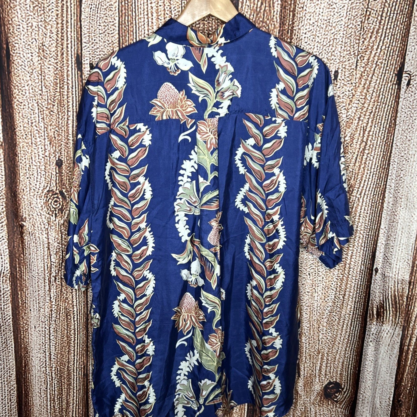 Hilo Hattie Vtg Hilo Hattie Shirt Adult Large Blue Silk Floral Hawaiian Button Casual Mens Size US L / EU 52-54 / 3 - 3 Thumbnail