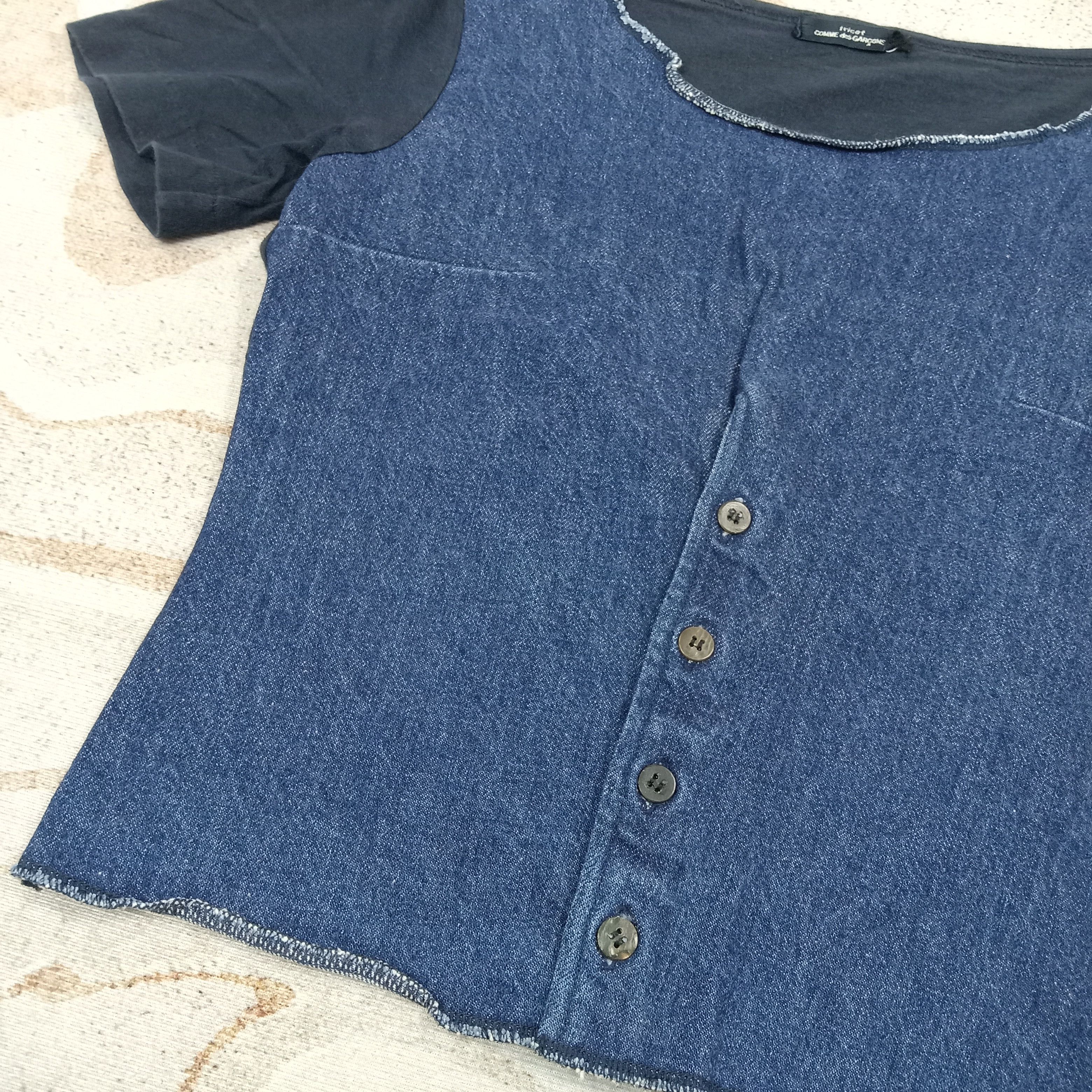 Tricot Comme des Garcons Tricot Comme Des Garcons Designer Denim Tshirt C267N41 Size S / US 4 / IT 40 - 2 Thumbnail