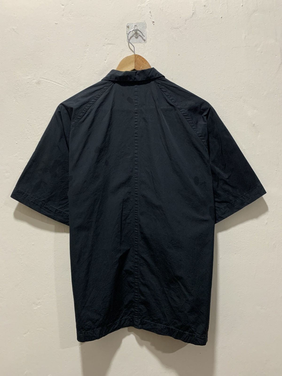 Jil Sander × Uniqlo Jil Sander❌ Uniqlo Button Up Black Shirt Size US S / EU 44-46 / 1 - 5 Thumbnail