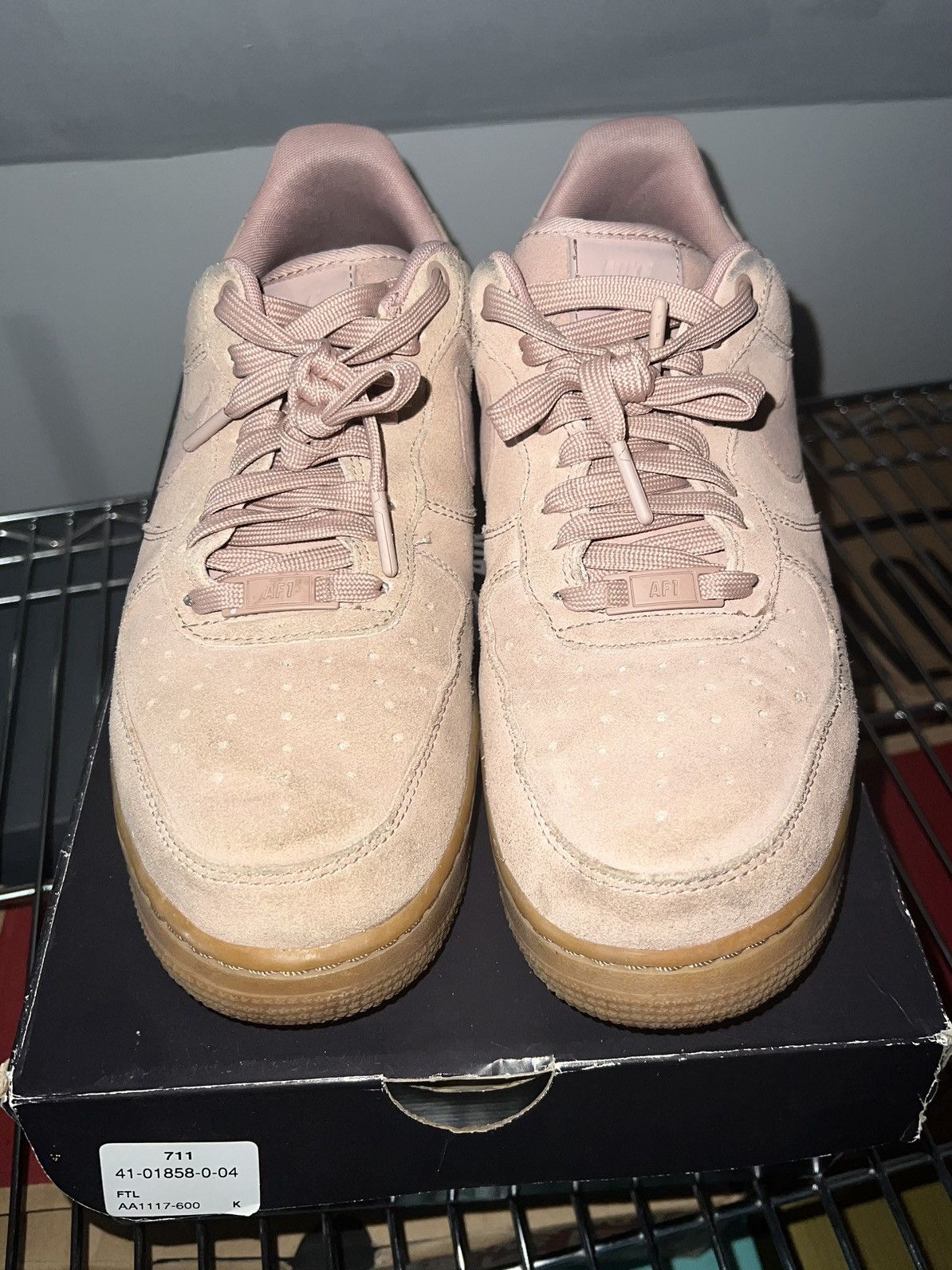 Nike Air Force 1 ‘07 LV8 Suede Size US 9 / EU 42 - 4 Thumbnail