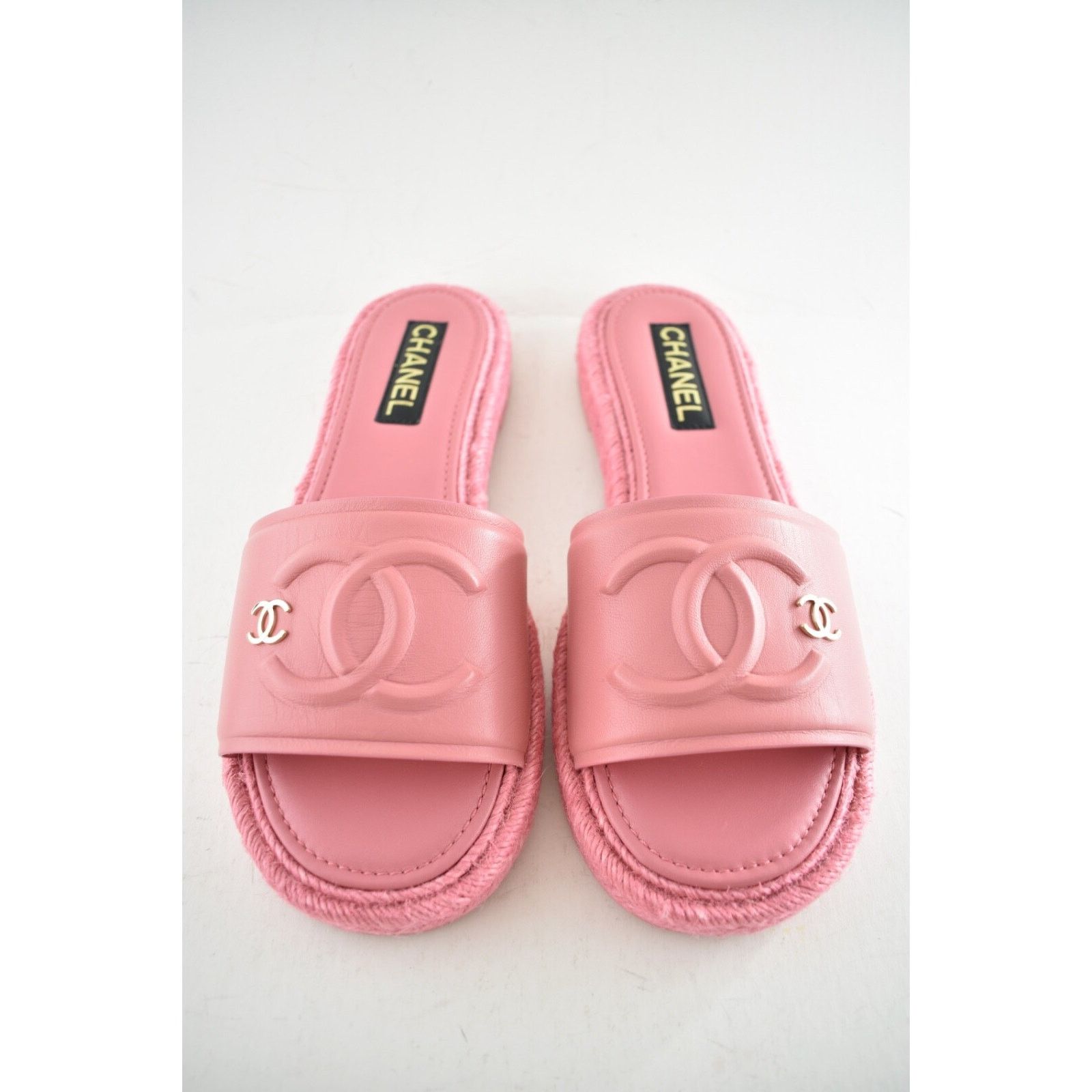 Chanel Chanel 23C Pink Lambskin Leather CC Logo Slide Sandal Slip Size US 12 / IT 42 - 7 Thumbnail