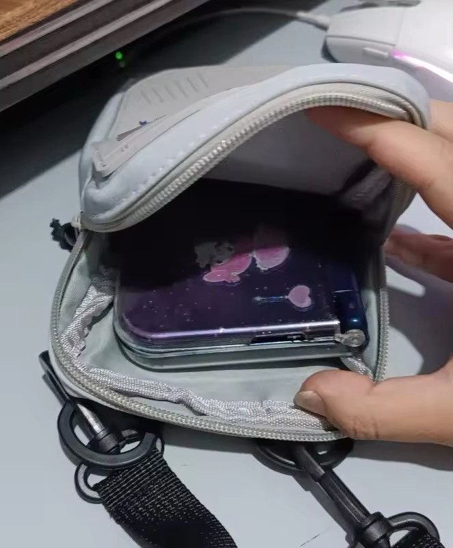 Japanese Brand Game Console Shape Crossbody Bag Size ONE SIZE - 9 Thumbnail