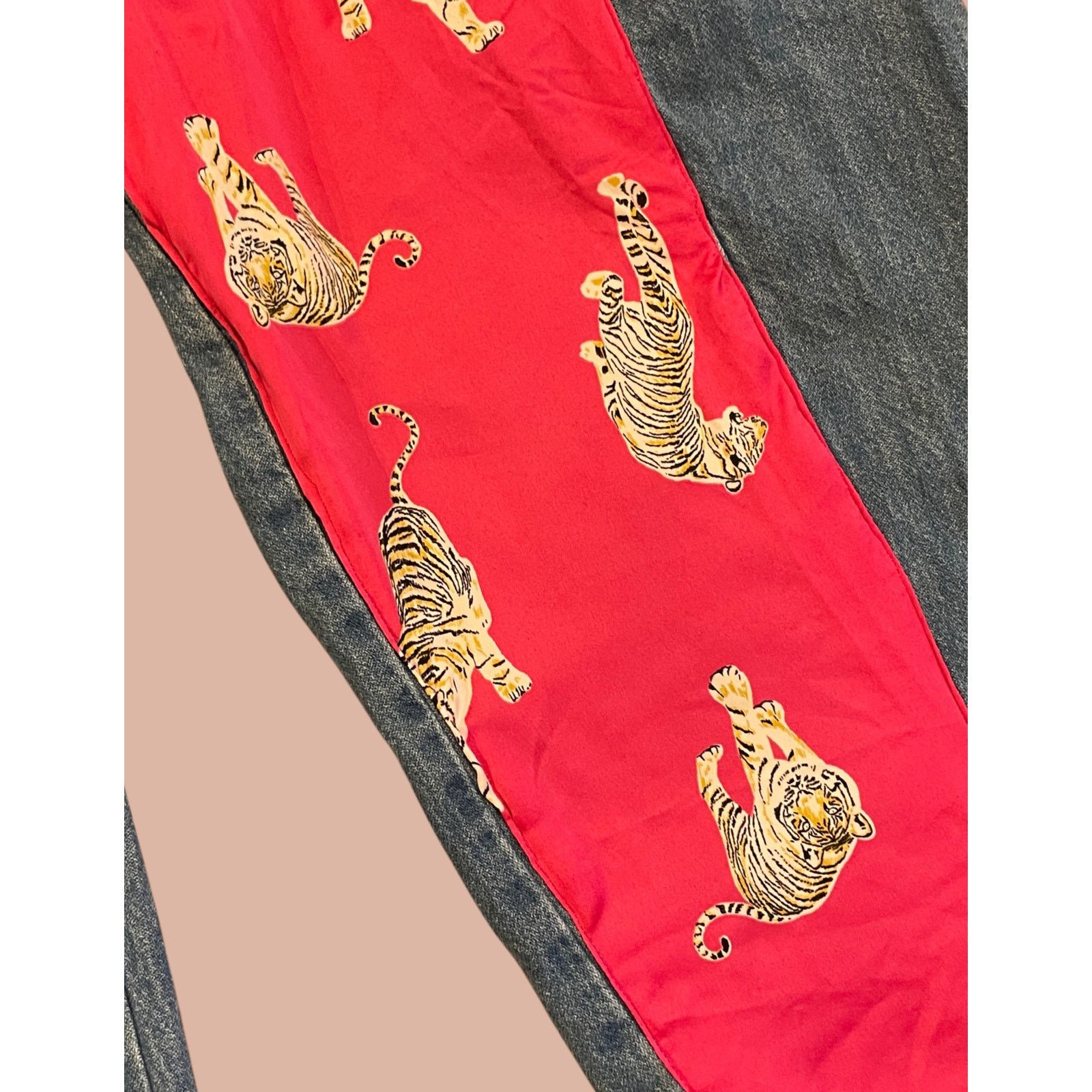 Handmade Size 4 Upcycled Tiger Jeans Boho Indie Funky Size 27" / US 4 / IT 40 - 5 Thumbnail
