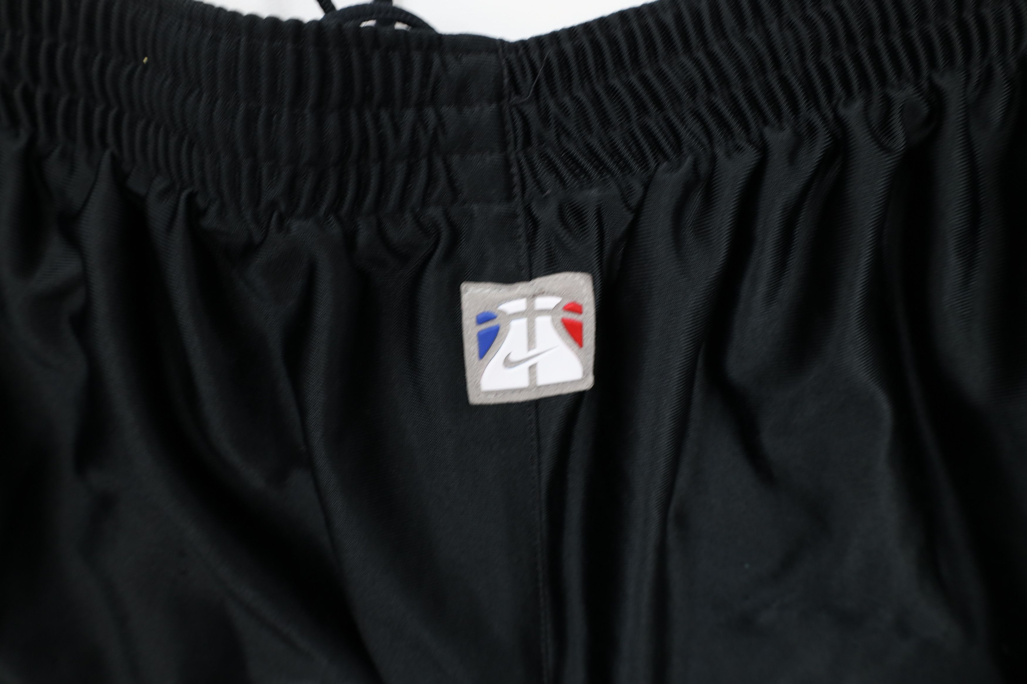 Nike × Vintage Vintage Nike Scott Mini Swoosh Heavy Basketball Shorts Size US 36 / EU 52 - 15 Thumbnail