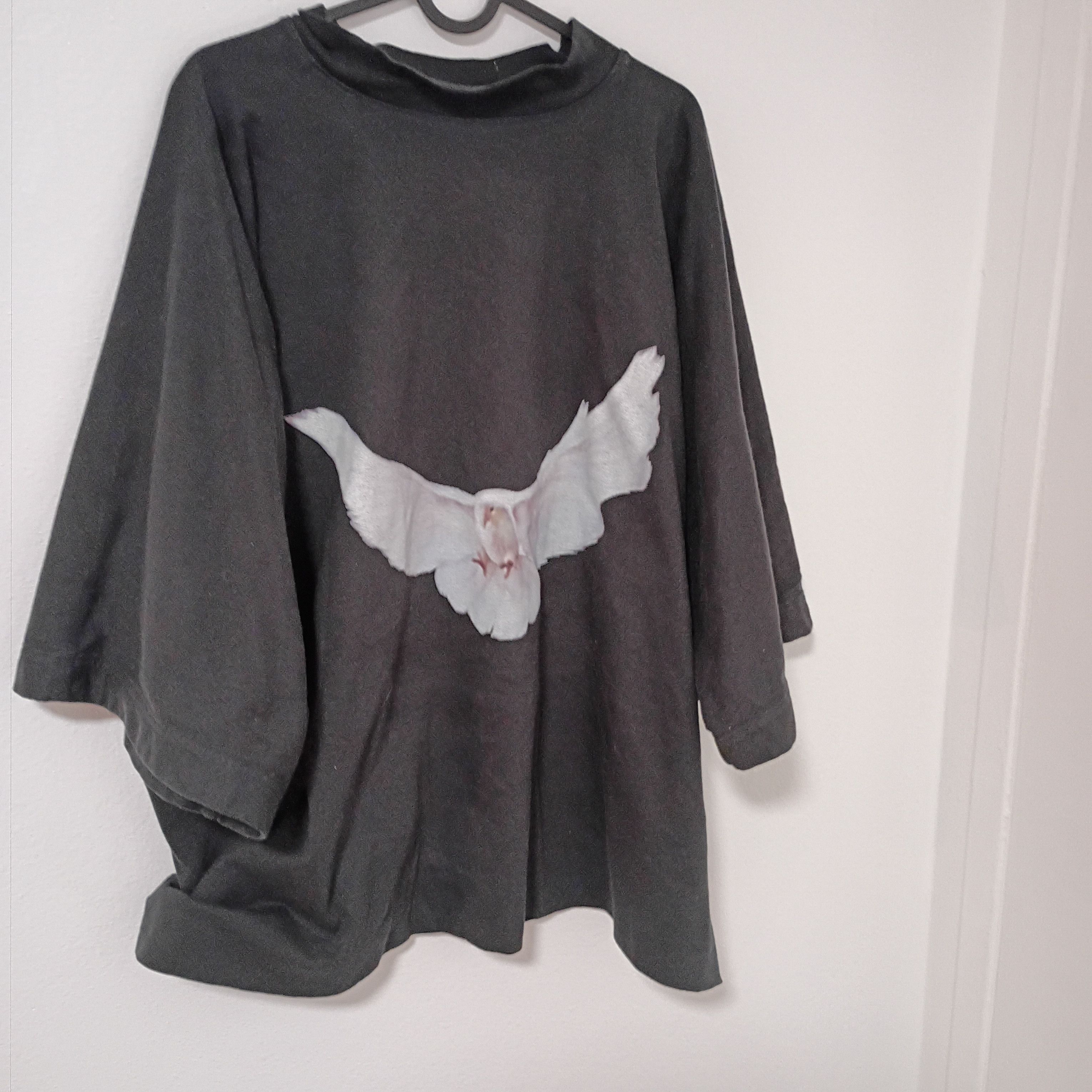 Balenciaga × Gap × Yeezy Jeezy black dove tee Size US L / EU 52-54 / 3 - 1 Thumbnail