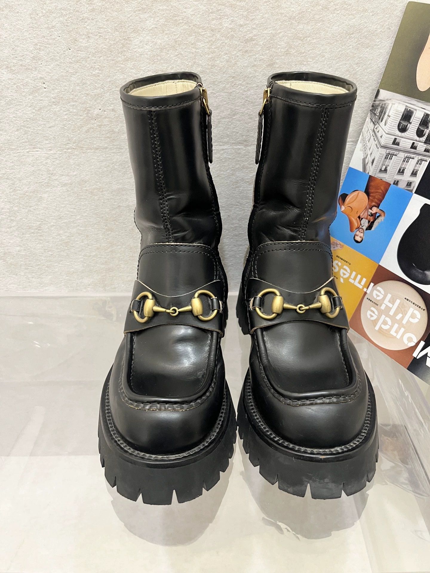 Gucci Gucci Used Black Gold Horsebit Short Boots 36.5 Size US 6 / IT 36 - 1 Thumbnail