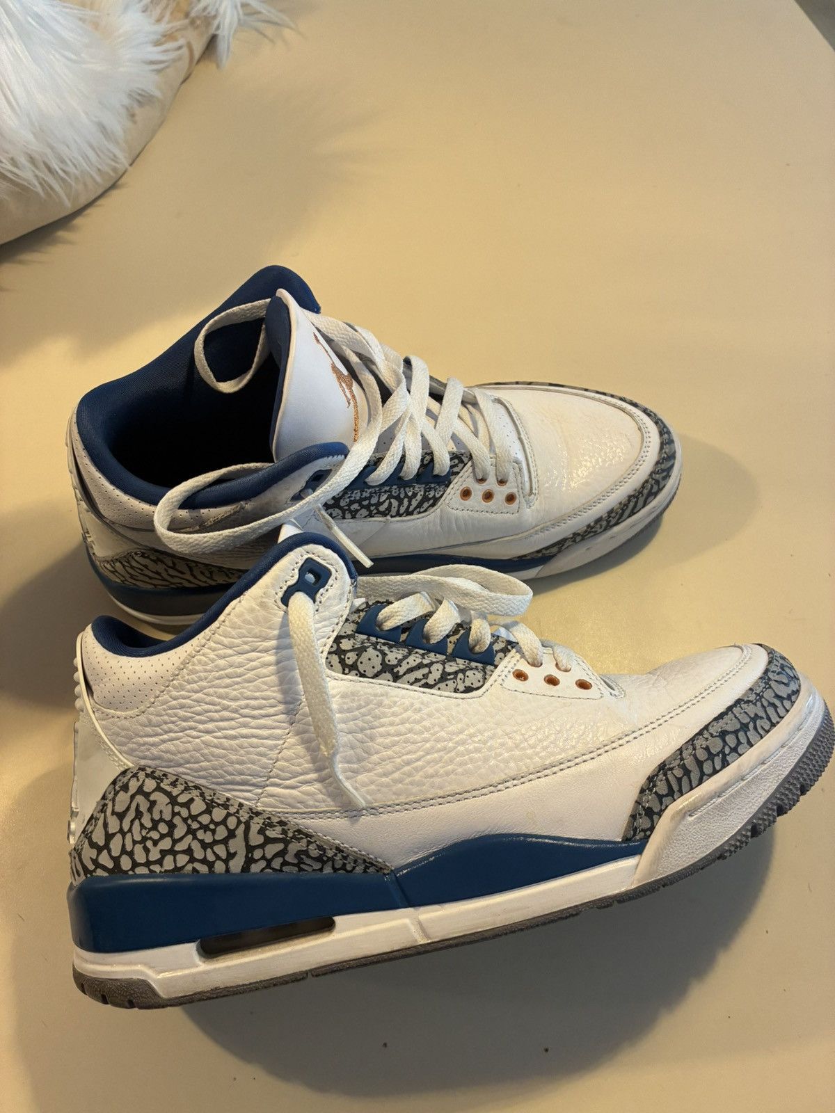 Other Jordan Retro 3 Size US 9.5 / EU 42-43 - 3 Thumbnail