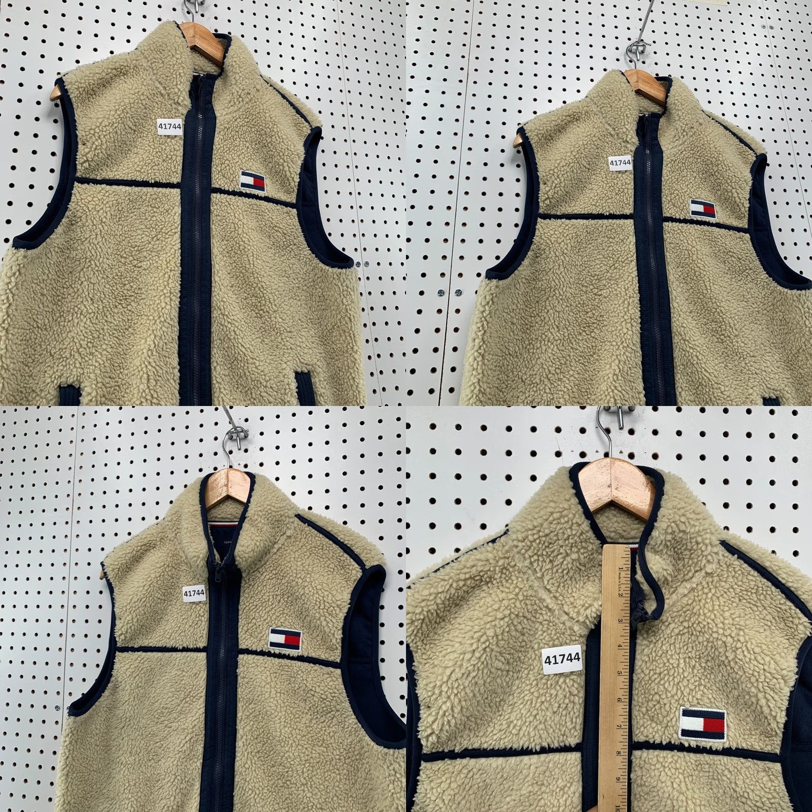 Tommy Hilfiger Tommy Hilfiger Jacket Vest Mens Large Beige Sherpa Deep Pile Sleeveless 21.5x27 Size US L / EU 52-54 / 3 - 8 Thumbnail