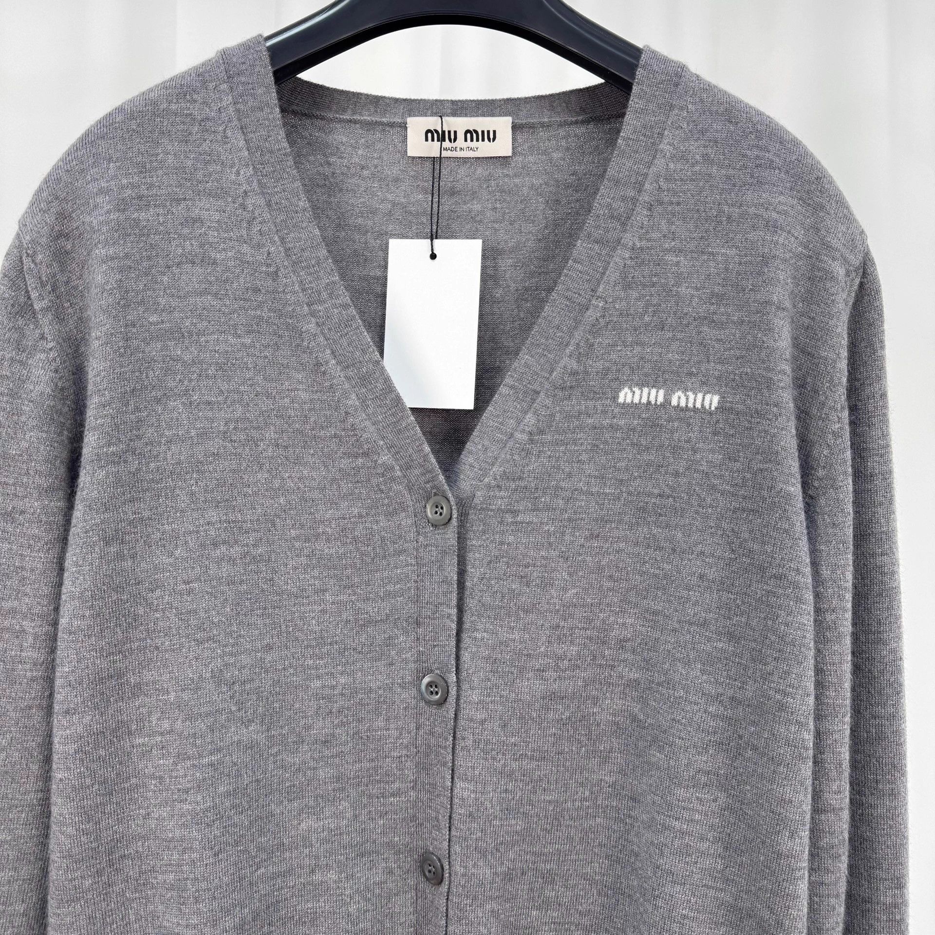 Miu Miu Miu Miu Logo Jacquard Wool Knit Cardigan 40FR New Size S / US 4 / IT 40 - 3 Thumbnail