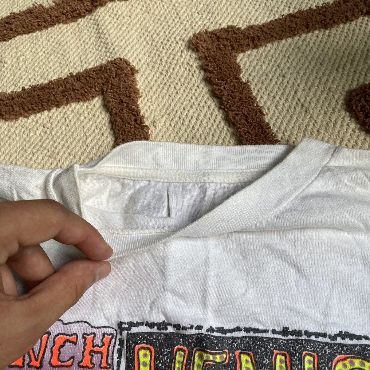 Vintage VINTAGE LUNCH VENICE CALIFORNIA BEACH SURFING 90s T SHIRT Size US L / EU 52-54 / 3 - 3 Thumbnail