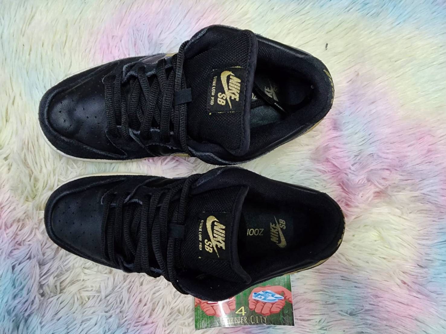 Nike Nike Sb Dunk Low Metallic Gold Size US 8 / EU 41 - 2 Thumbnail