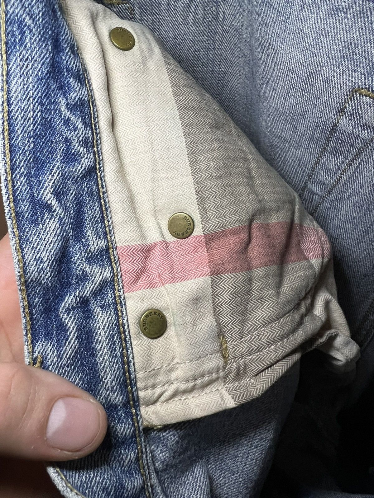 Burberry Vintage Burberry Brit slim faded jeans Size US 34 / EU 50 - 21 Thumbnail
