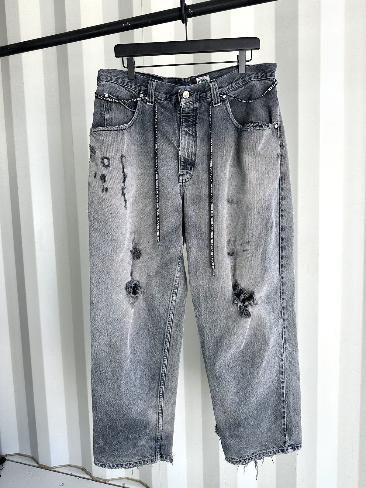 Image of Vintage Thrashed Sun Faded Baggy Denim in Black, Men's (Size 36)