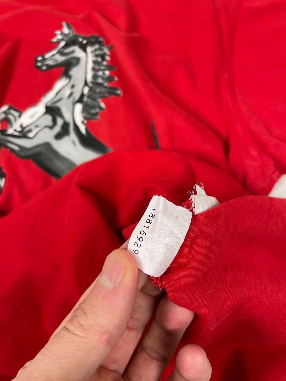 Ferrari Vintage Scuderia Ferrari F1 Silver Horse Graphic T-Shirt Size US M / EU 48-50 / 2 - 9 Thumbnail
