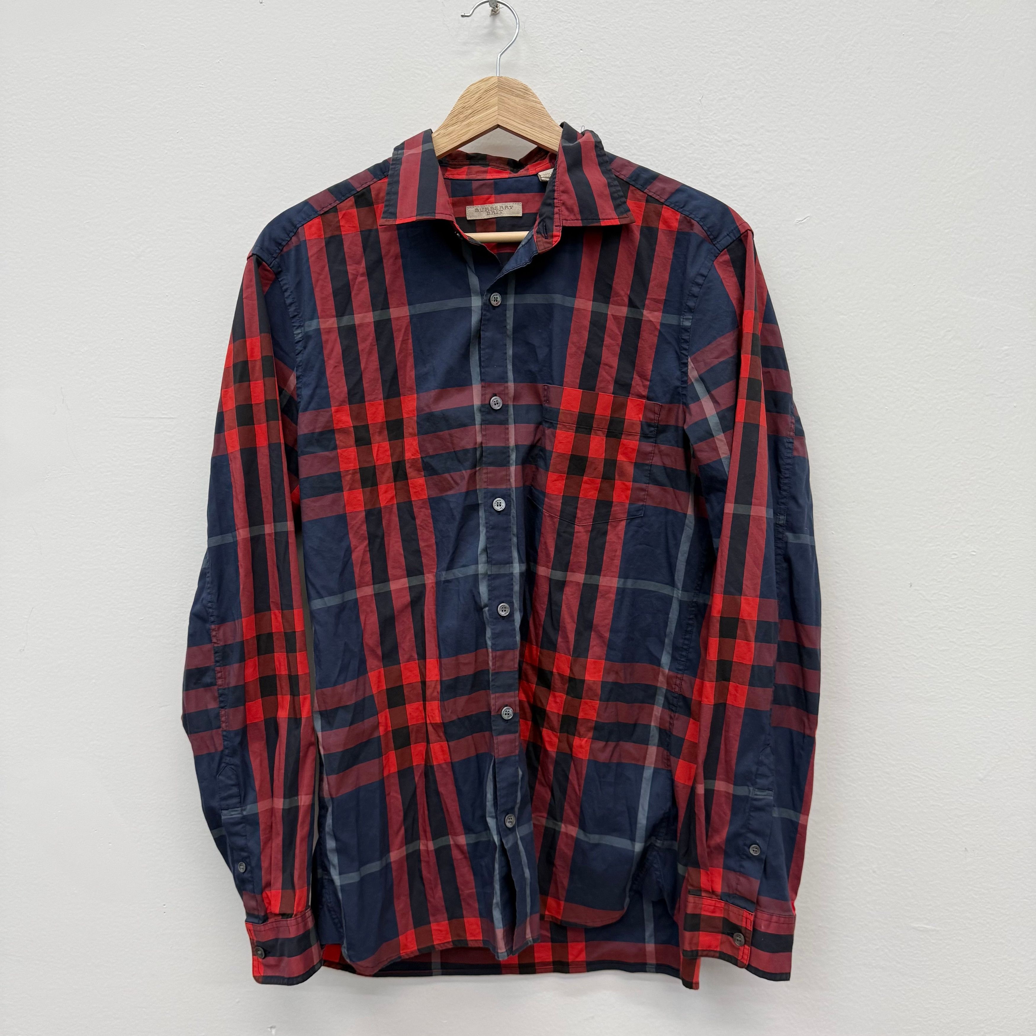 Burberry Burberry Flannel Longsleeve Red Button Up- Size M Size US M / EU 48-50 / 2 - 1 Thumbnail