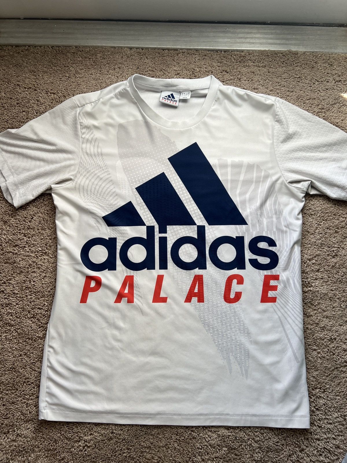 Adidas × Palace Adidas x Palace On Court Interview Tee Size US L / EU 52-54 / 3 - 1 Thumbnail