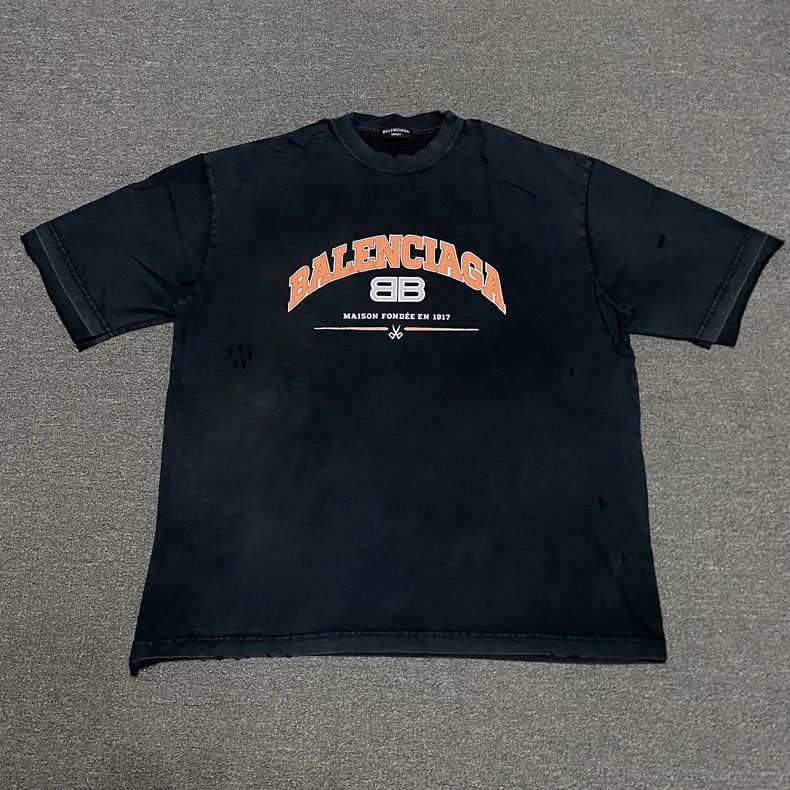 Balenciaga Balenciaga Scissors Washed Destroyed Short Sleeve Size US L / EU 52-54 / 3 - 1 Thumbnail