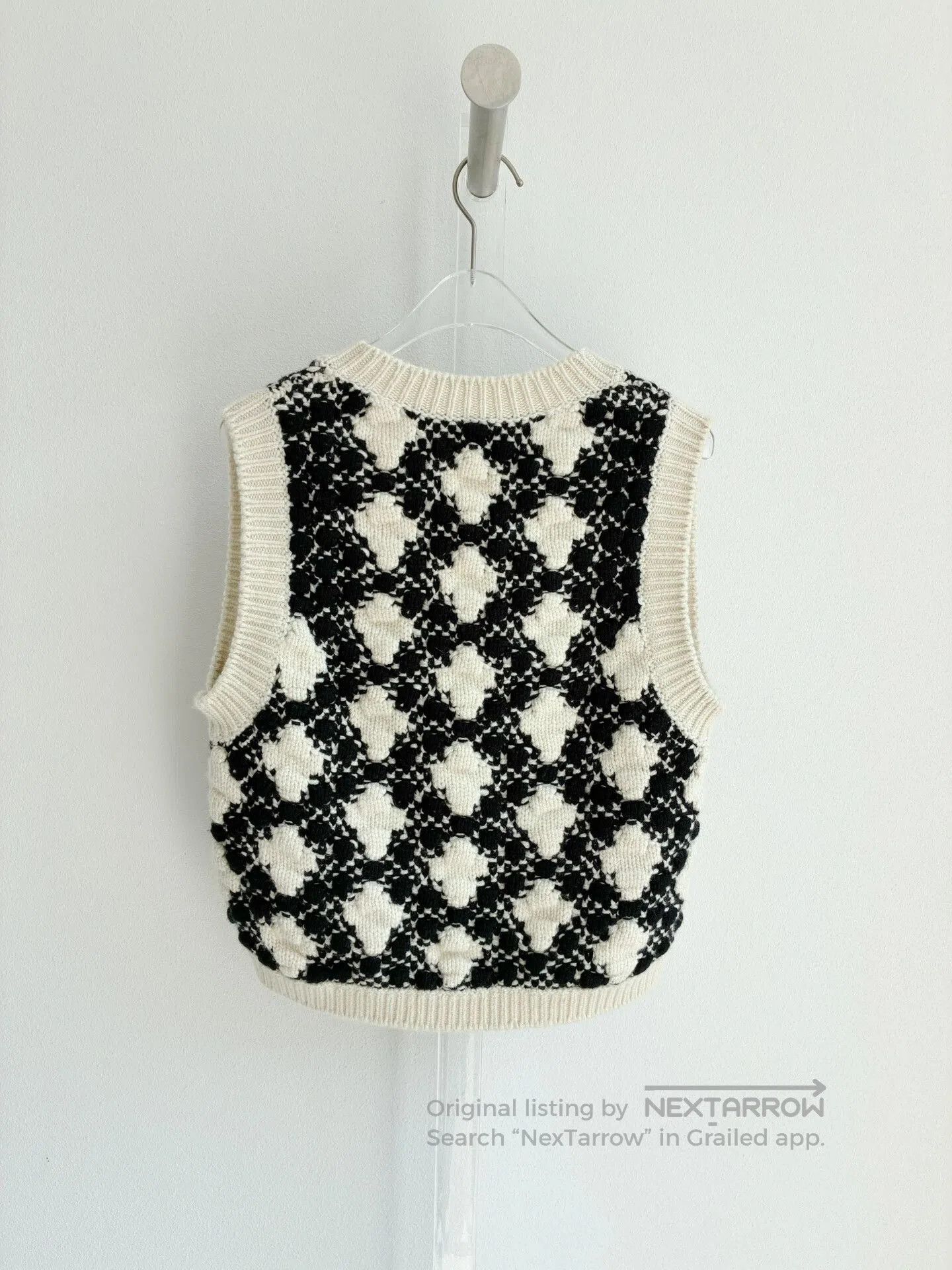 Chanel Chanel 21A Black White Knit Vest. Size XXS / US 00 / IT 34 - 3 Thumbnail