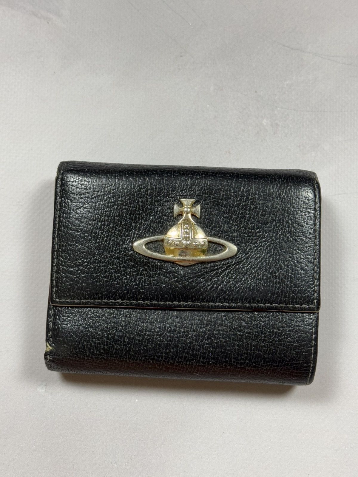 Vivienne Westwood【関税/送料込】ORB LOGO BLACK WALLET Vivienne Westwood Orb-plaque Wallet | Black | FARFETCH